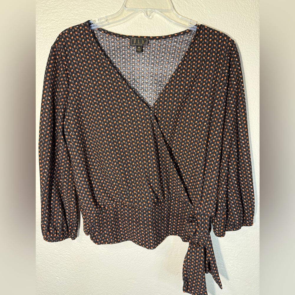 OLM Printed Wrap Style Blouse Size Medium Black Rust Peplum Top
